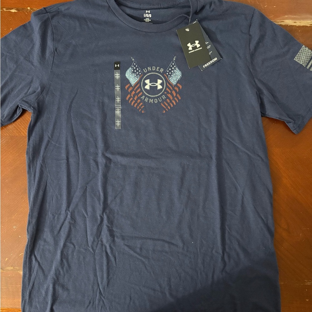 Under Armour Men's Dark Blue Graphic Tee